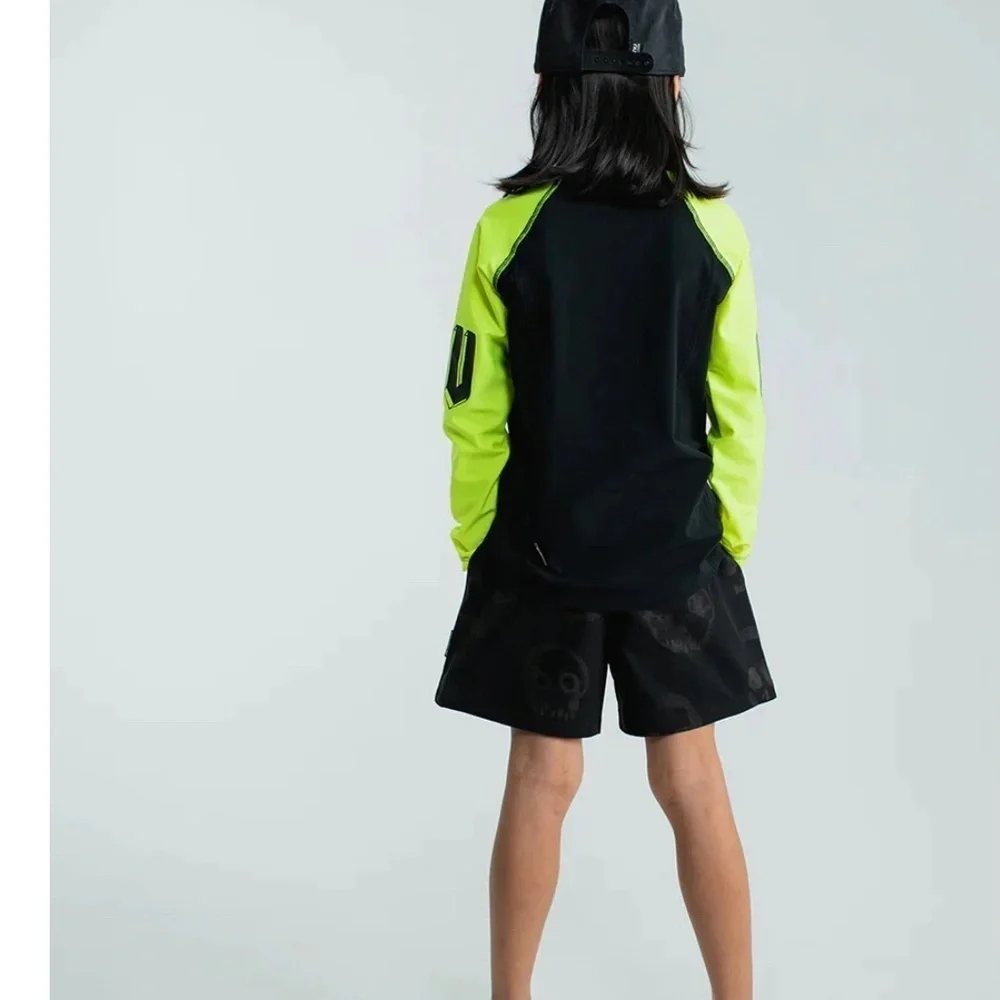 nununu bold rashguard